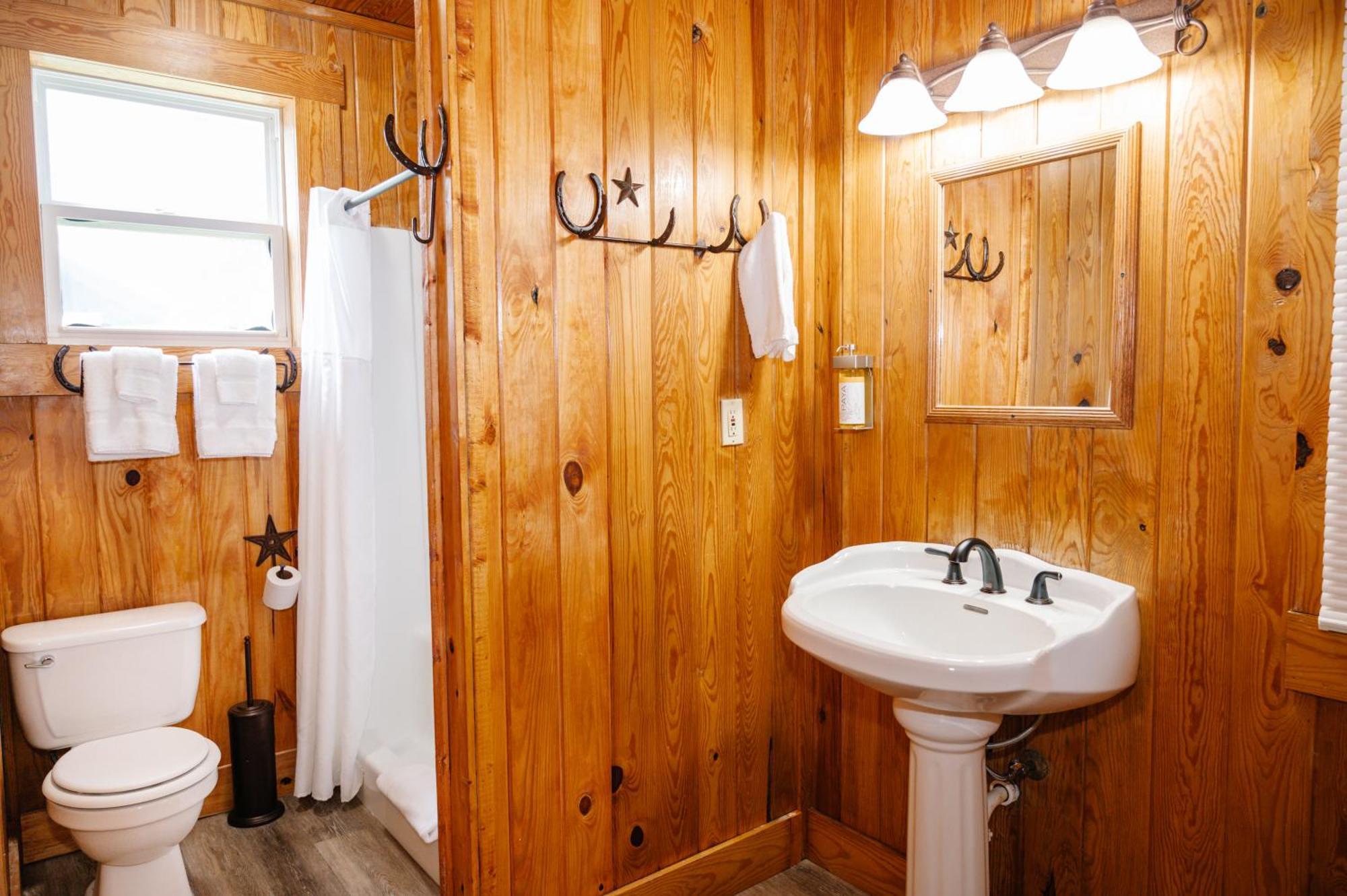 The Vaquero Motel Bandera Room photo