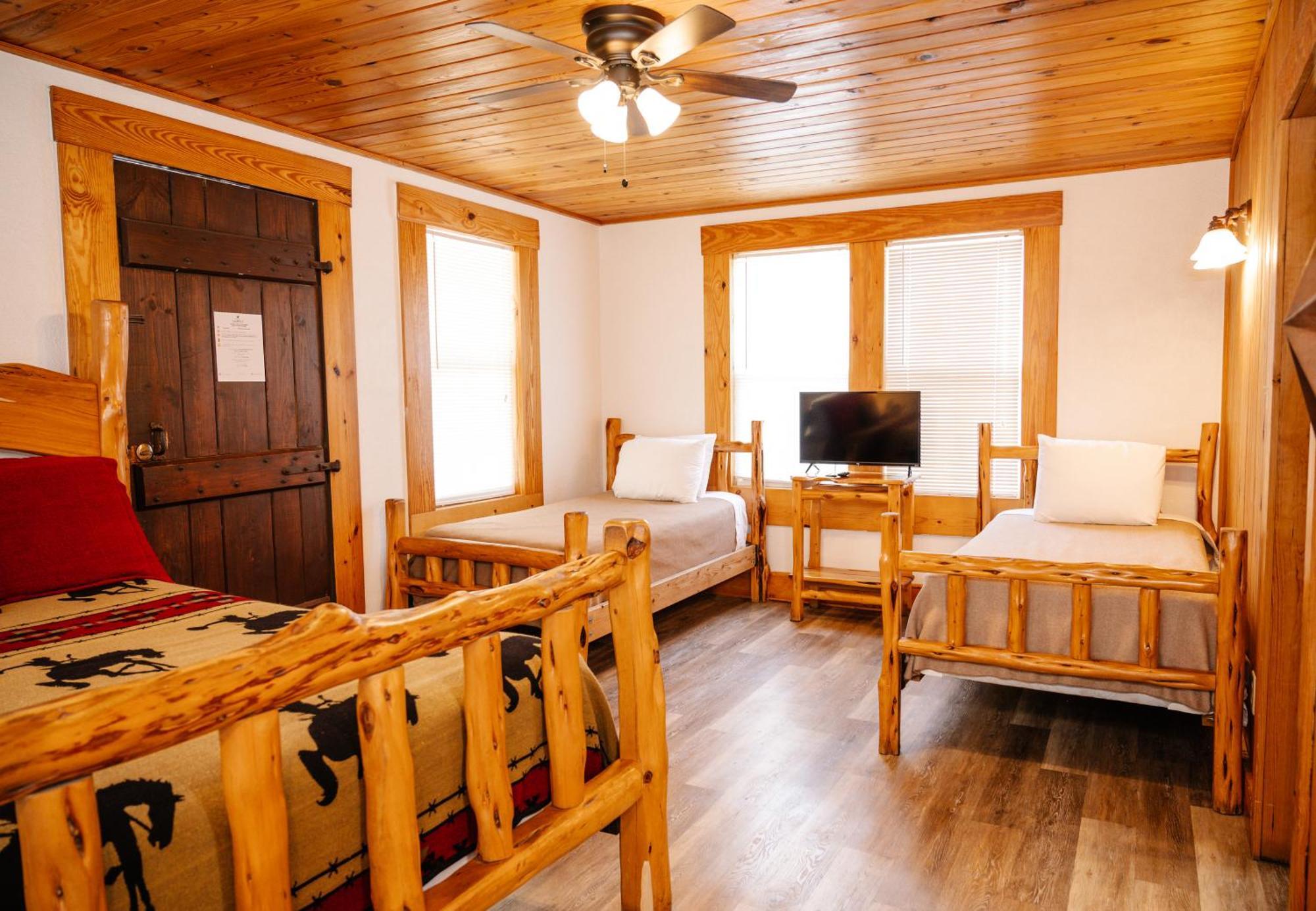 The Vaquero Motel Bandera Room photo